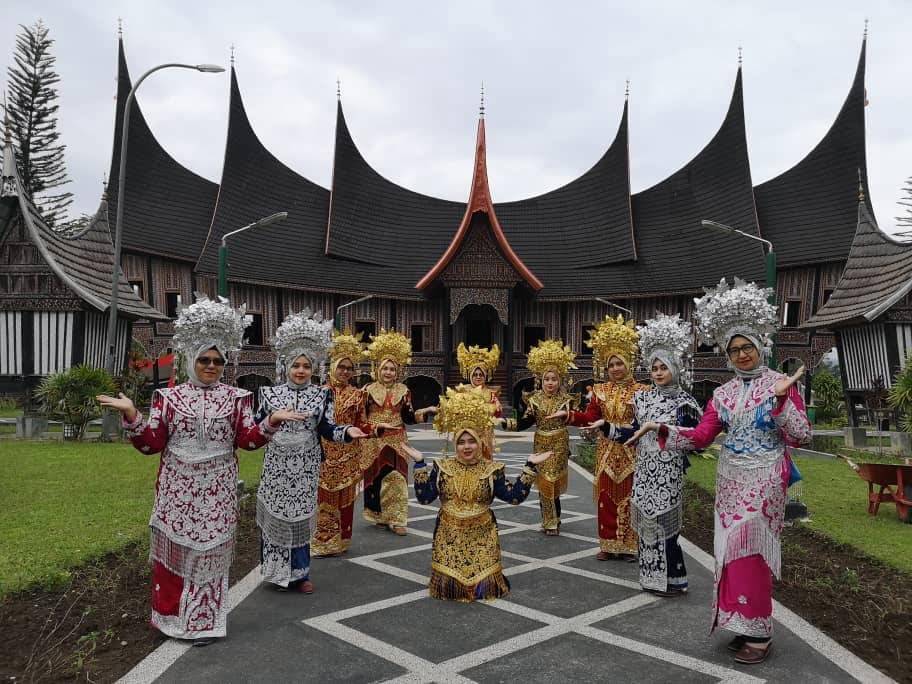 Padang Bukittinggi 4d3n Package-Medan Tour Package